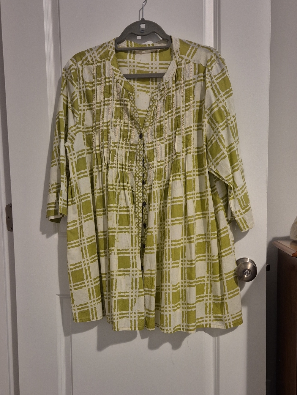 MARKETPLACE INDIA Relaxed Olive Plaid Button-Front Tunic